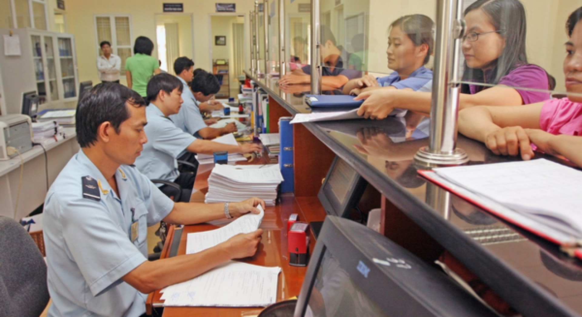 Khai báo hải quan